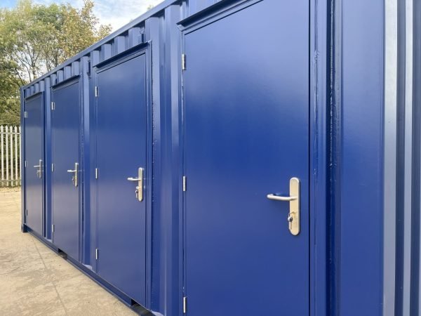 472959713_929459609164289_6166537929236924611_n-1536x1152 20ft Shipping Container Multi-unit Storage Solution