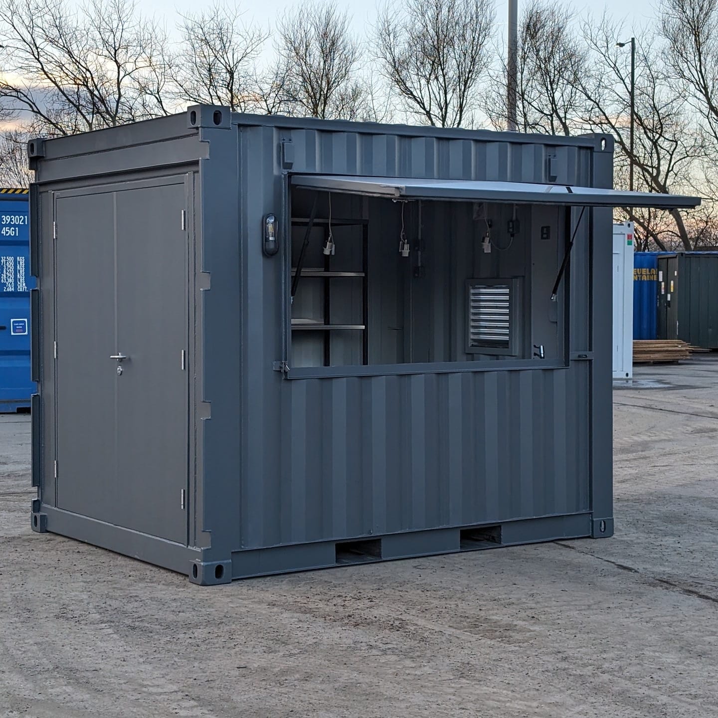 10Ft Customized Container Stylish Pop-Up Bar – WALLIS CONTAINERS LIMITED