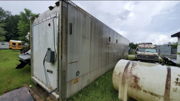 s-l1600-2-6 Stoughton Shipping Container (40ft)